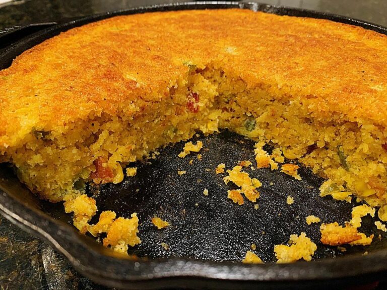 MOIST BUTTERMILK CORNBREAD WITH CREAM-STYLE CORN
