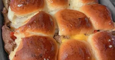 PHILLY CHEESESTEAK SLIDERS