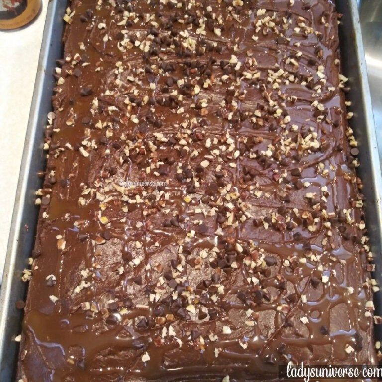 Ultimate Turtle Caramel Cake Recipe – Creamy, Crunchy, and Delicious!