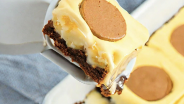 banana pudding brownies, banana pudding brownies recipe, brownie recipe, banana pudding blondies, creamy banana pudding