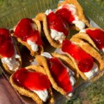 Cheesecake Tacos, strawberry cheesecake tacos, apple cheesecake tacos, strawberry crunch cheesecake tacos, mini strawberry cheesecake tacos