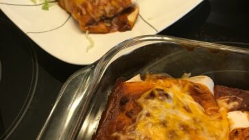 Wet Burritos, Enchilada Sauce, wet burritos recipes, wet burritos with brown gravy, wet burritos recipe