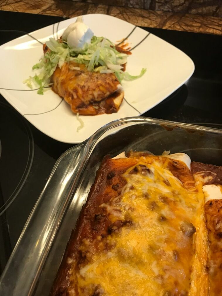 Wet Burritos, Enchilada Sauce, wet burritos recipes, wet burritos with brown gravy, wet burritos recipe