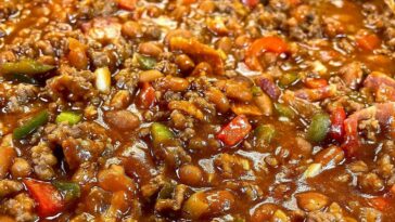 Trisha Yearwood’s Baked Bean Casserole