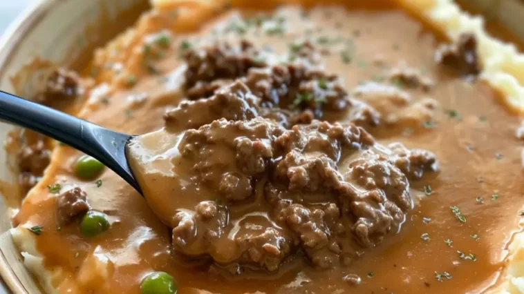 Ground Beef and Gravy Over Mashed Potatoes