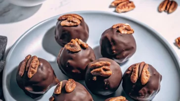 Pecan Pie Balls
